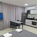 Uniquo Residence